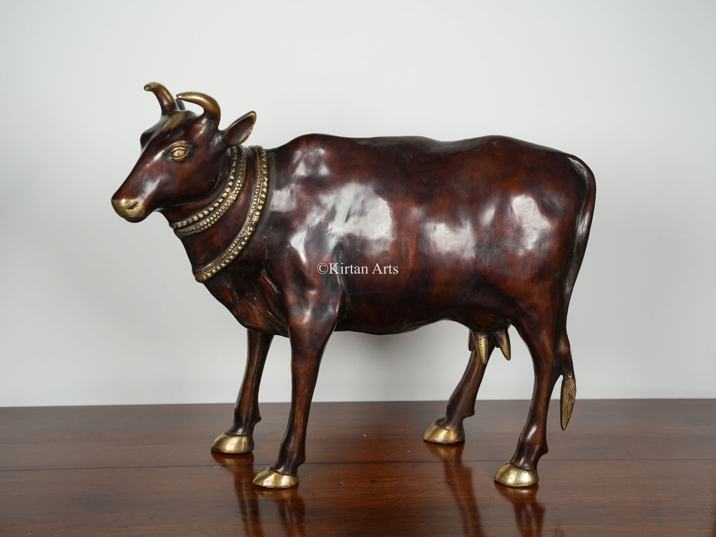 Brass Large Cow (Gomatha) With Three Calves  | Dual Tone Finish | 28"